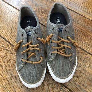 Gently worn sperry’s olive green